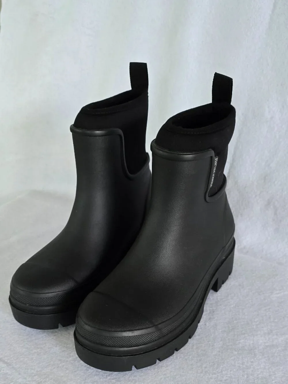 Merry People Black Ankle Rain Boots — Like New / Chunky Lug Sole